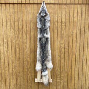 Timber Wolf Hide SQ0074P16
